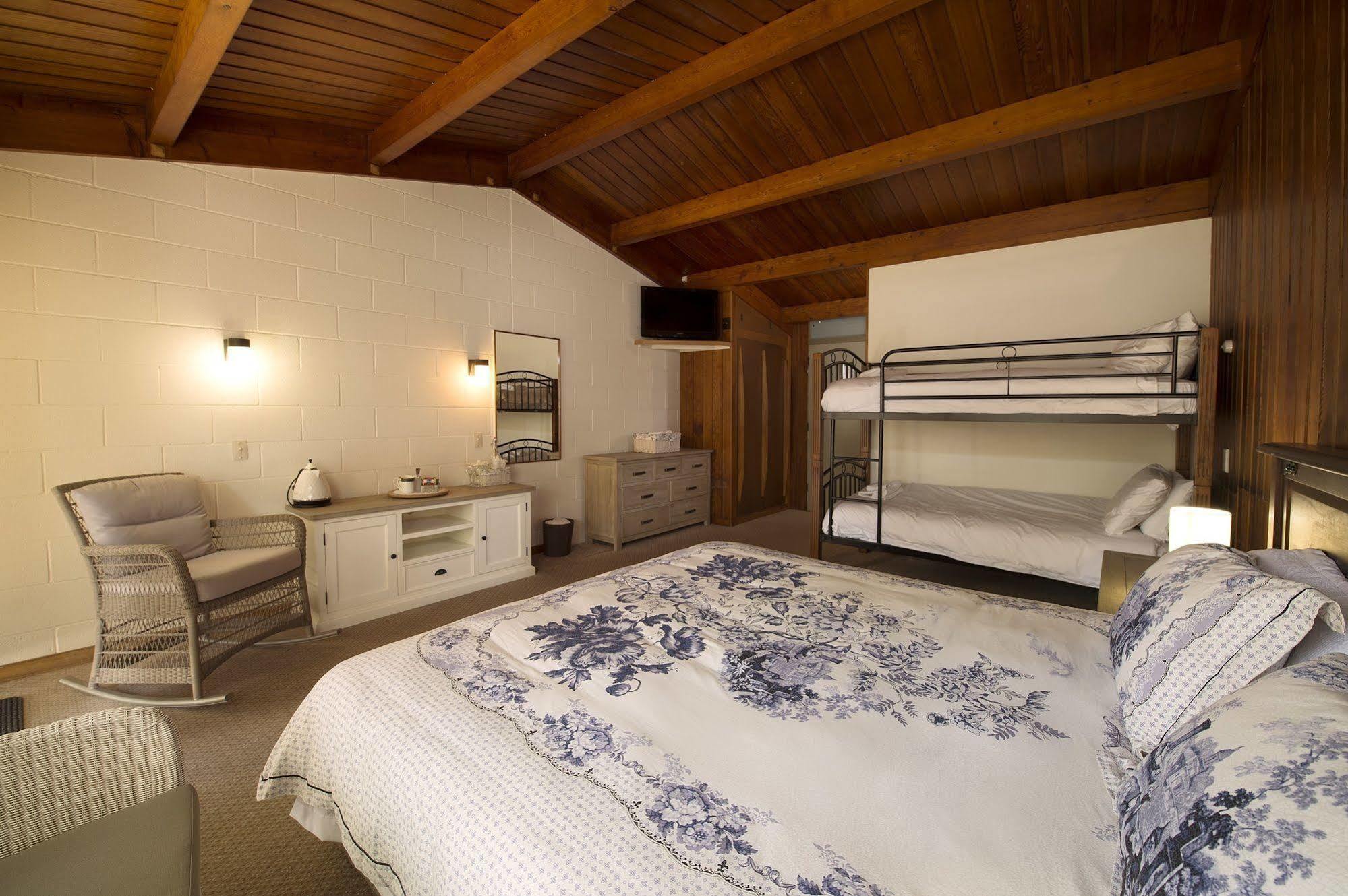 Okoroire Hot Springs Hotel Экстерьер фото